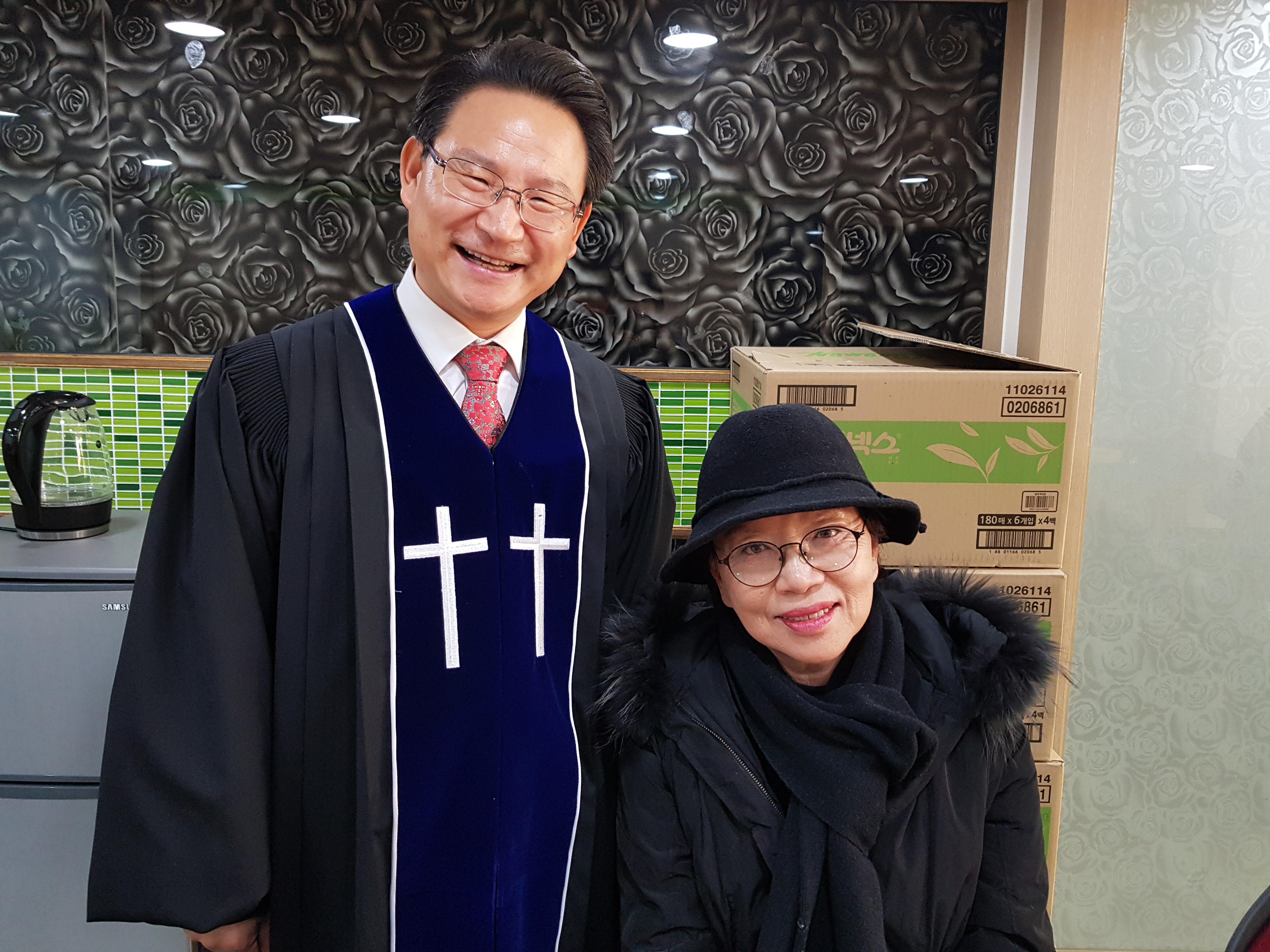 �̹����� Ŭ���Ͻø� ū�̹����� ���� �� �ֽ��ϴ�